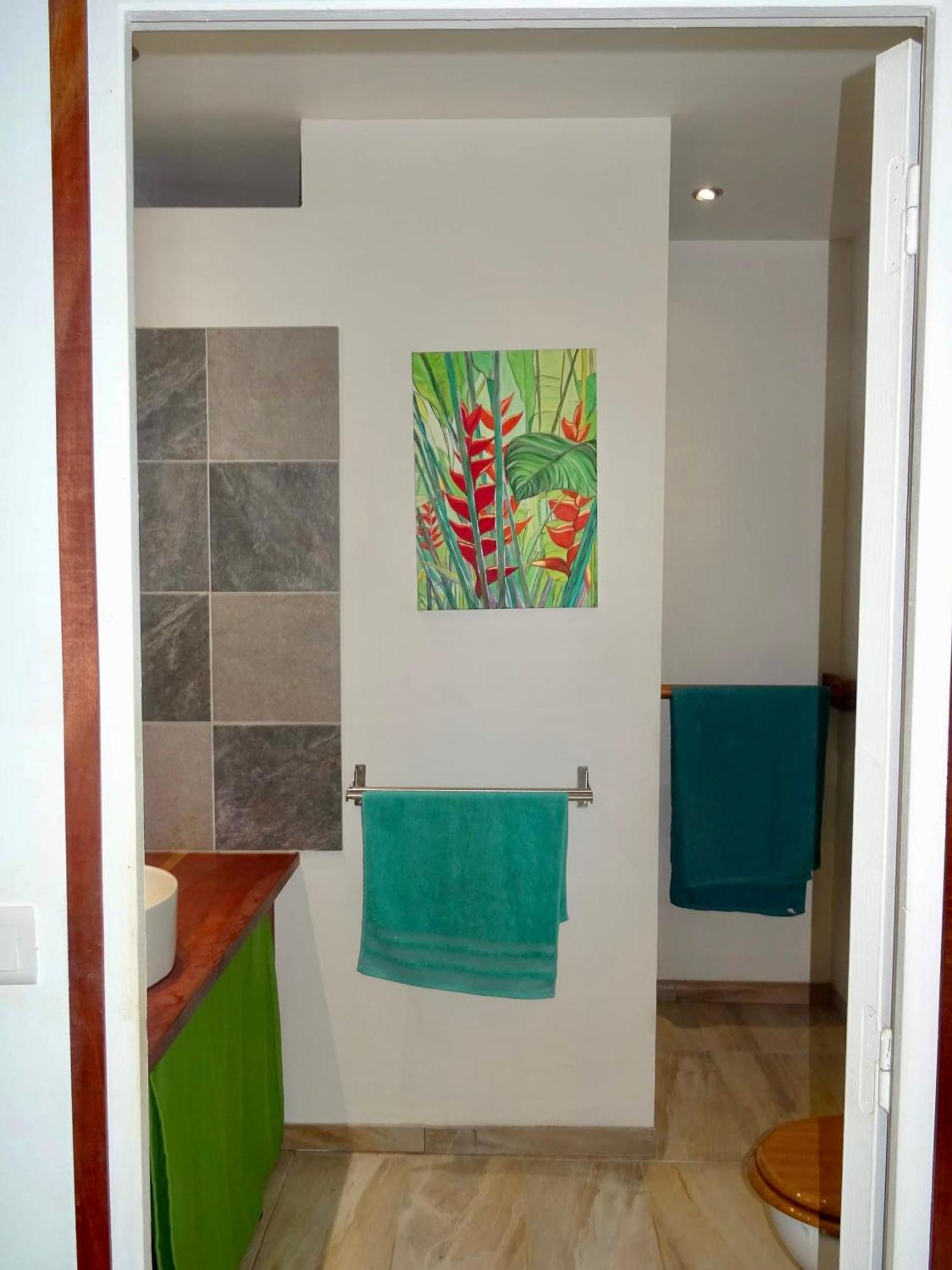 Bungalow Dourou Deshaies Exterior foto
